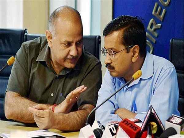 No free EWS uniform, delhi government sent de-recognition notice to private school No free EWS uniform, delhi government sent de-recognition notice to private school