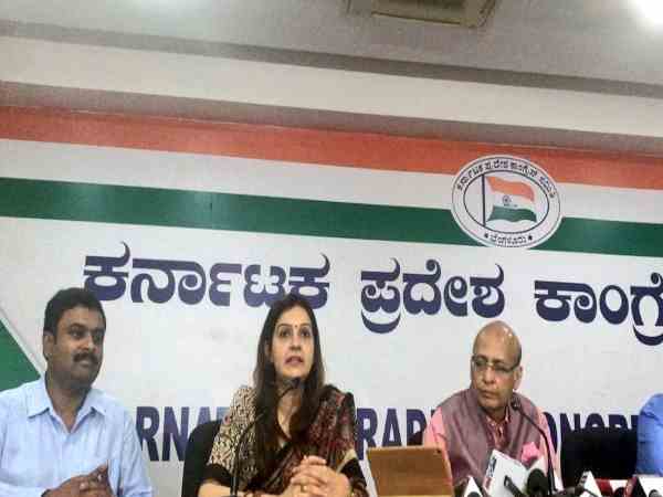 कांग्रेस ने बोला हमला