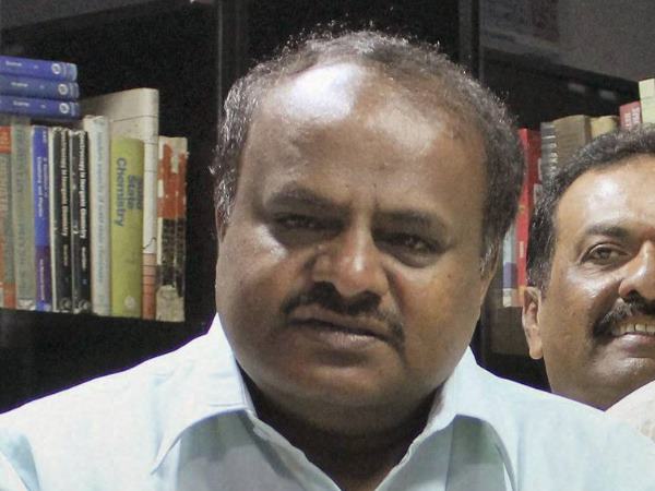 हमारे सभी विधायक एक साथ हैं: कुमारस्वामी
