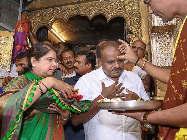 Karnataka cm HD Kumaraswamy says Some issues with Congress over portfolio Karnataka cm HD Kumaraswamy says Some issues with Congress over portfolio