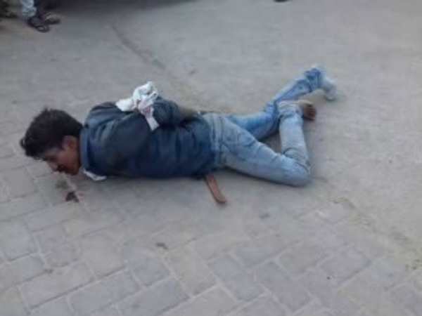 A youth tied and in blood in front of hospital in Mainpuri A youth tied and in blood in front of hospital in Mainpuri