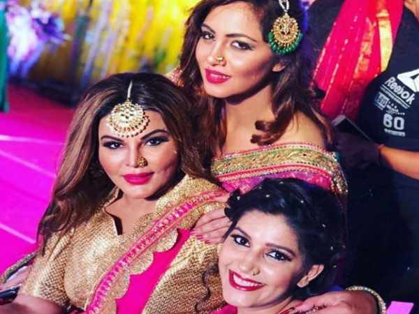 Sapna Chaudhary with Rakhi and Arshi Khan in SP leaders son marriage in Varanasi Sapna Chaudhary with Rakhi and Arshi Khan in SP leaders son marriage in Varanasi