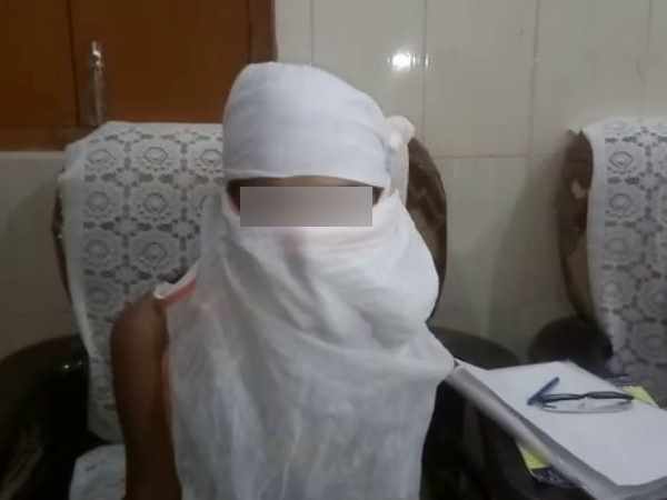A girl gang raped by youth of Vrindavan A girl gang raped by youth of Vrindavan