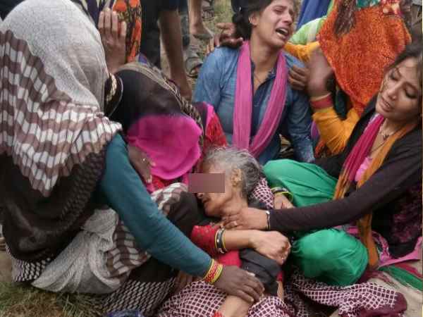 आंधी के साथ ओलों की बारिश से तबाही