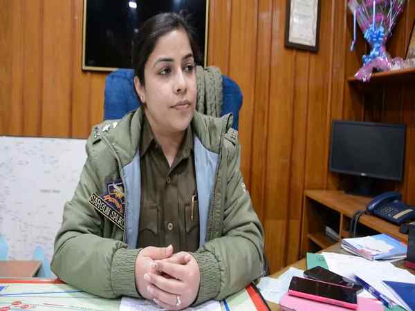 लेह की SSP हैं सर्गुन शुक्ला