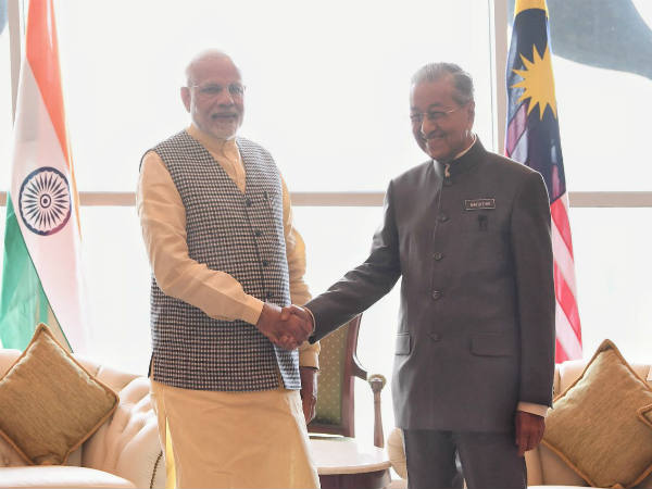 modi-meets-mahathir modi-meets-mahathir