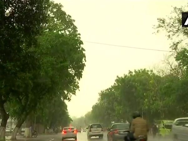 मौसम: चंडीगढ़- हिमाचल में ओले और बारिश, उत्तराखंड में भारी तूफान की चेतावनी मौसम: चंडीगढ़- हिमाचल में ओले और बारिश, उत्तराखंड में भारी तूफान की चेतावनी
