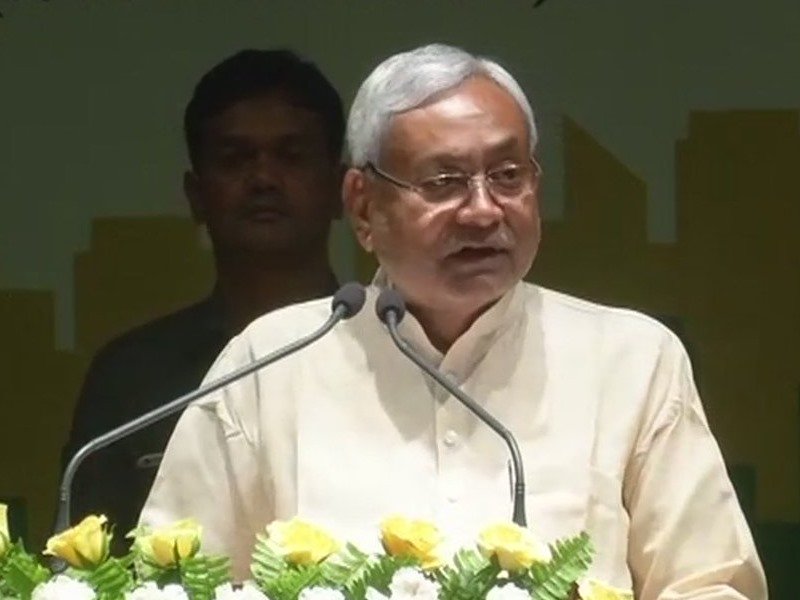 निगाहें बिहार के सीएम नीतीश कुमार पर