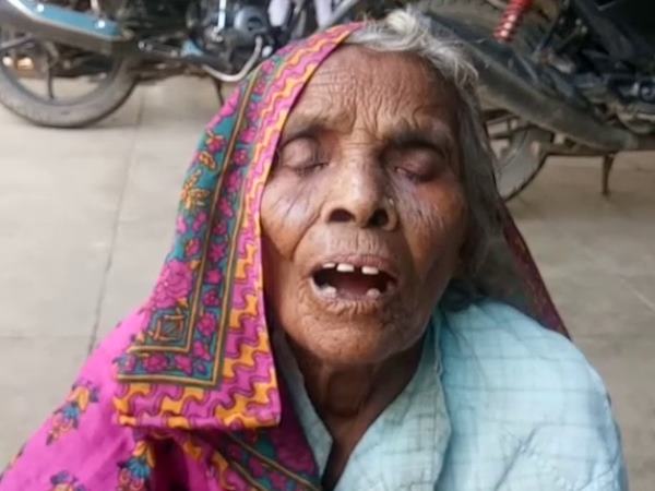 meerut old lady asking for her old age pension but getting no responce meerut old lady asking for her old age pension but getting no responce