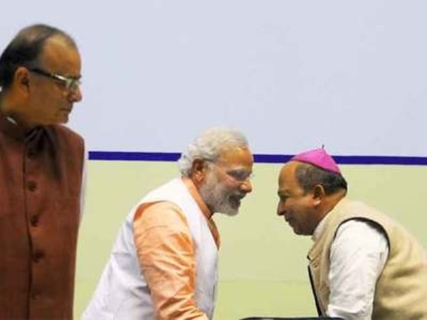 जताई नई सरकार की उम्मीद
