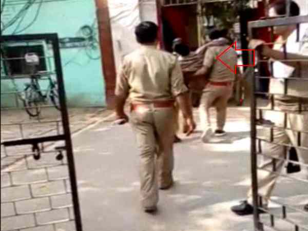 Musclemen beat a man and police sent him to jail in Hardoi Musclemen beat a man and police sent him to jail in Hardoi