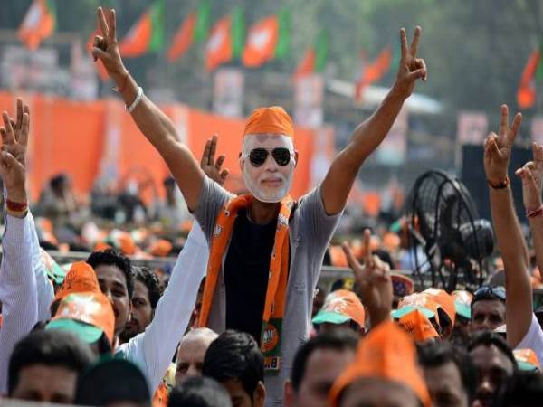 2008 में भाजपा ने पलटी बाजी, दक्षिण में पहली बार बनाई सरकार