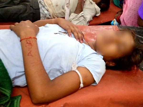 shahjahanpur man falied to rape a girl throw her from roof shahjahanpur man falied to rape a girl throw her from roof