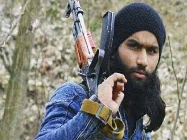 शौर्य चक्र से सम्मानित मेजर शुक्ला