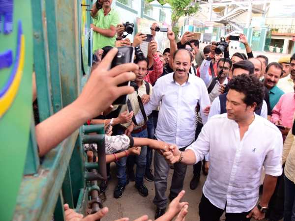 Sachin Tendulkar laid foundation of Cricket Museum in Himachal Sachin Tendulkar laid foundation of Cricket Museum in Himachal
