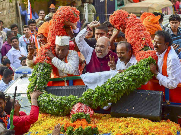 सिद्धारमैया पर भारी शाह