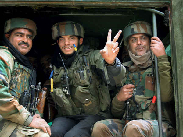 सद्दाम पर थी सेना की नजर