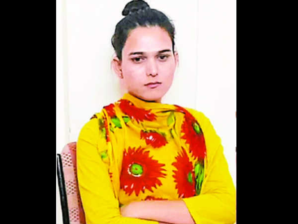 जब मन चाहे पुलिस मैस में रुक जाती थी सोनिया