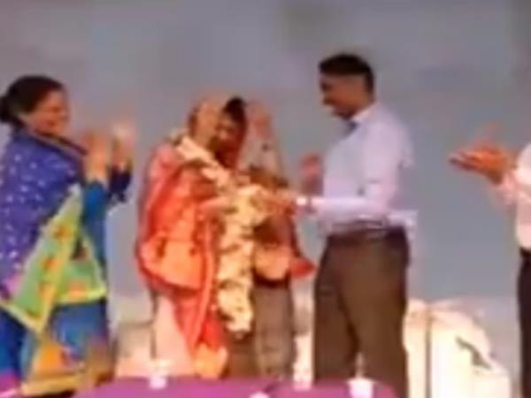 सपना चौधरी के गाने पर नाचे एसपी