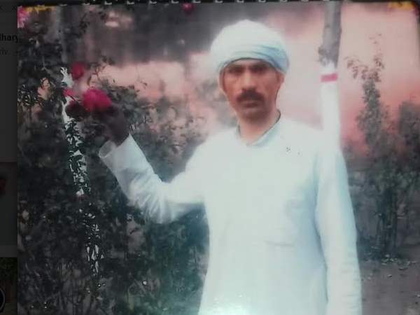 Dead body of priest found hanged inside temple in Baghpat Dead body of priest found hanged inside temple in Baghpat