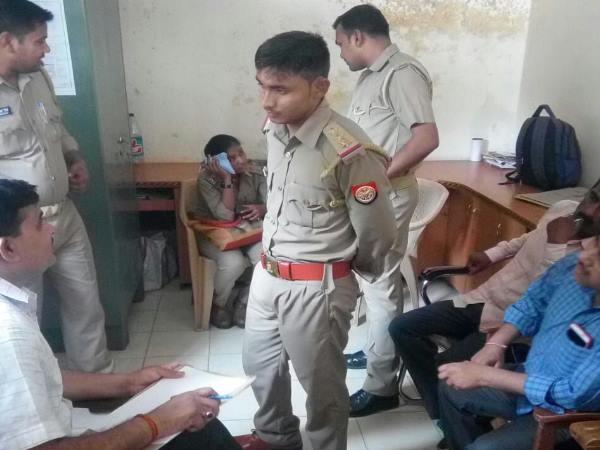 चकरा जाए ऐसी थी ड्रेस