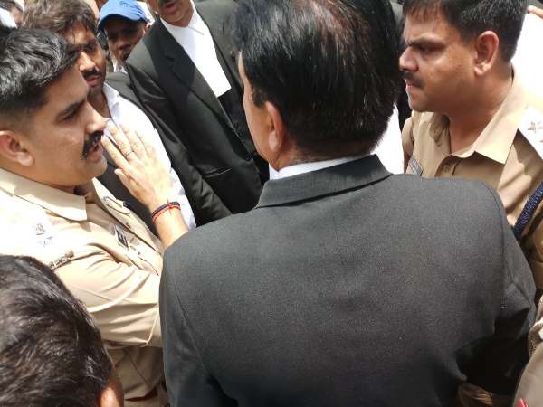 allahabad After the murder the violent attempts of the lawyers reached many cities allahabad After the murder the violent attempts of the lawyers reached many cities