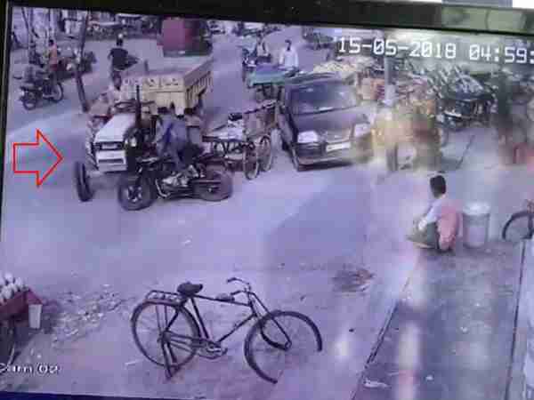 Tractor crushed youths on Bike in Meerut Tractor crushed youths on Bike in Meerut
