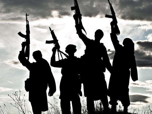 kashmir Terrorists lob grenade at Pulwama One civilian shot dead in Baramulla kashmir Terrorists lob grenade at Pulwama One civilian shot dead in Baramulla