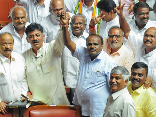 कांग्रेस को क्या मिला?