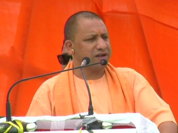 कैराना में बोले योगी-SP सरकार ने बिजली वितरण में भेदभाव किया कैराना में बोले योगी-SP सरकार ने बिजली वितरण में भेदभाव किया