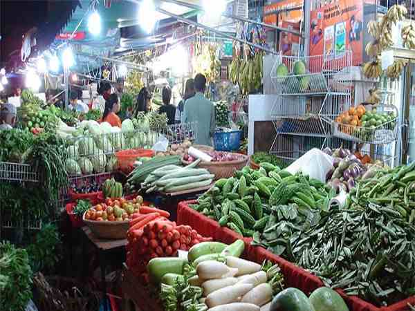 delhi: wholesale vegetable prices down in market, farmers facing problem delhi: wholesale vegetable prices down in market, farmers facing problem