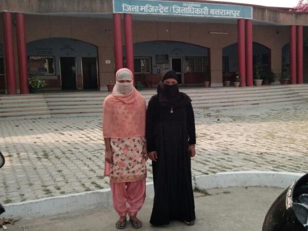 minor girl save her life by showing courage minor girl save her life by showing courage