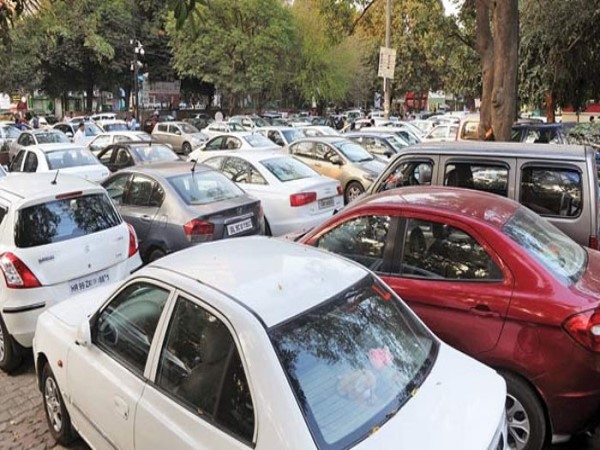 भारत में मुंबई में है सबसे मंहगी पार्किंग