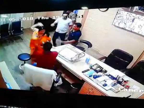 Doctor beaten by BJP leader in Bareilly Doctor beaten by BJP leader in Bareilly