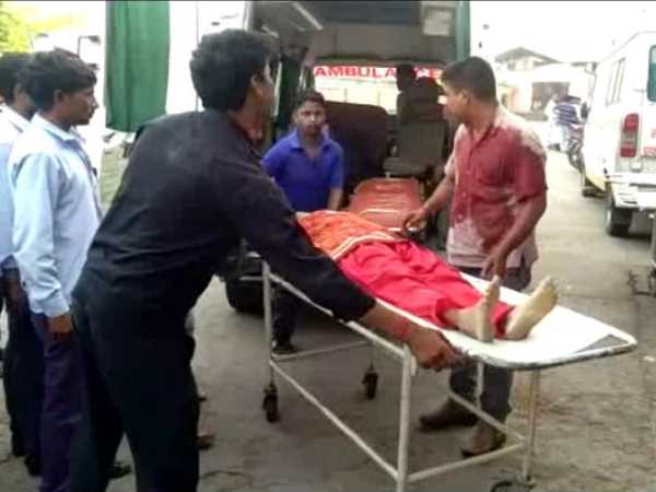 Agra-Lucknow Express accident 3 people dead, 5 injured Agra-Lucknow Express accident 3 people dead, 5 injured