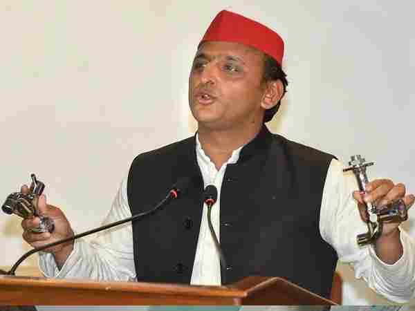 Om prakash rajbhar said akhilesh is innocent in the case of damaging the government house Om prakash rajbhar said akhilesh is innocent in the case of damaging the government house