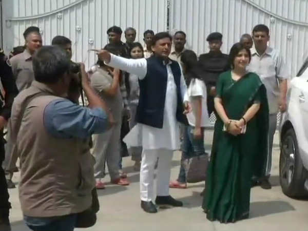 तीन दिनों से पैक हो रहा था सामान