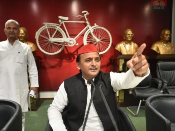 अखिलेश यादव बोले- MP में कांग्रेस से गठबंधन को उनकी पार्टी तैयार
