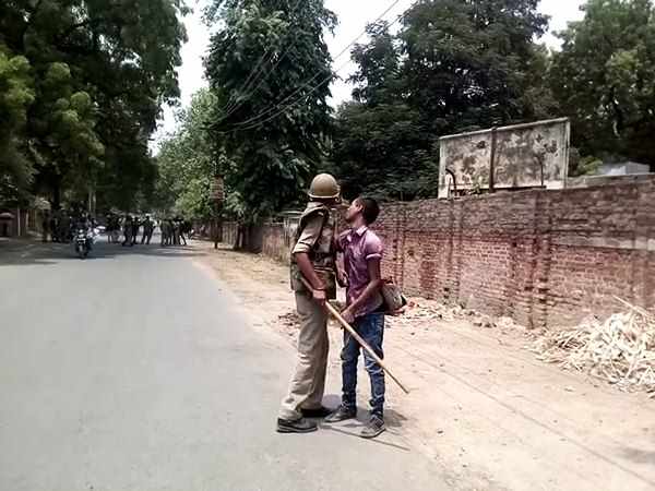 पहले भी हो चुका है बवाल