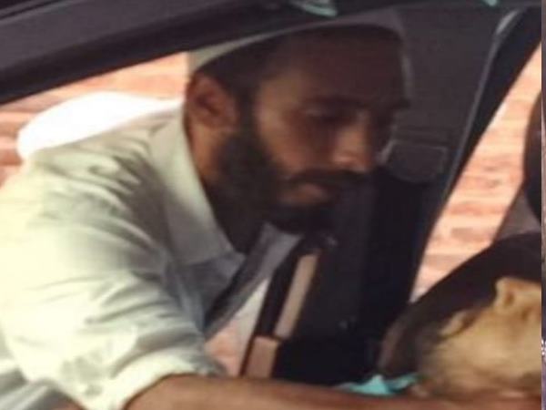 बुखारी की हत्या में शामिल चौथे संदिग्ध की फोटो जारी बुखारी की हत्या में शामिल चौथे संदिग्ध की फोटो जारी