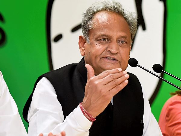 कांग्रेस कमेटी की एक प्रेस कांफ्रेंस का है वीडियो