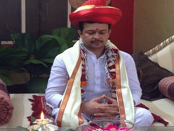 शादी से पहले फंसे नए विवाद में