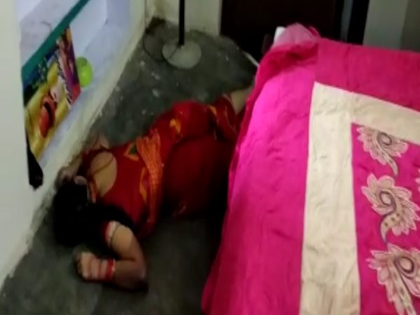 husband killed his wife for not giving the desired dowry husband killed his wife for not giving the desired dowry