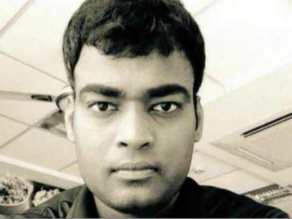 फ्लैट में पीछे से घुसा और फिर बंधक बनाकर मिटाई हवस