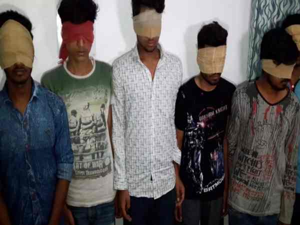 Girls trapped by facebook gang raped in Patna Girls trapped by facebook gang raped in Patna