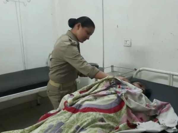 फार्मासिस्ट पर परेशान करने के आरोप