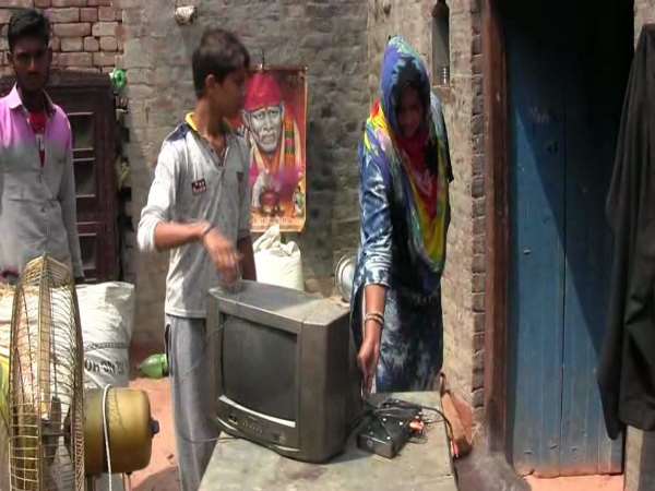 पलायन से बच्चों का भविष्य अंधकार में