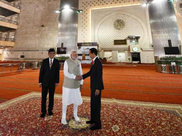 akhilesh yadav on narendra modi tour to muslim countries during ramzan akhilesh yadav on narendra modi tour to muslim countries during ramzan
