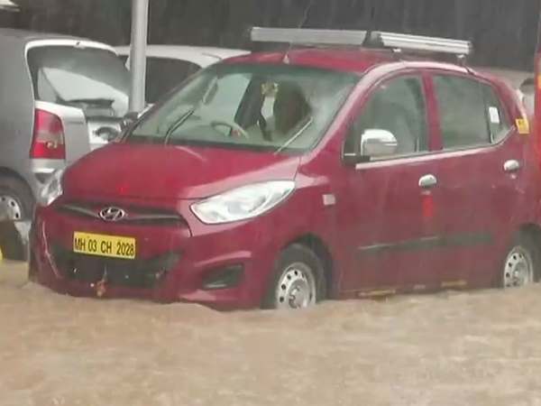 MumbaiRains BMC cancels Saturday and Sunday offs of its officers after heavy rain warnings MumbaiRains BMC cancels Saturday and Sunday offs of its officers after heavy rain warnings
