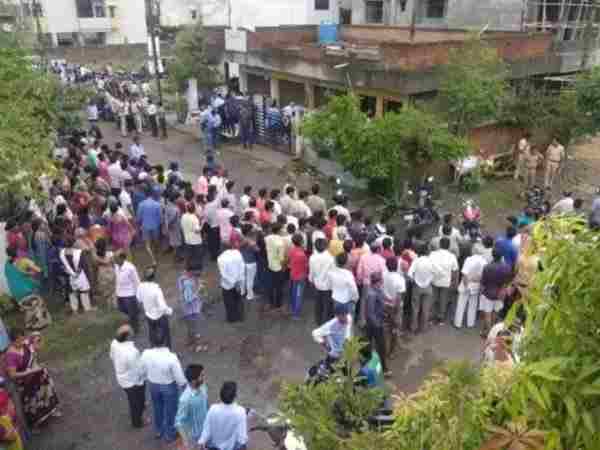 Murder of bjp worker and its four family members in Nagpur Murder of bjp worker and its four family members in Nagpur